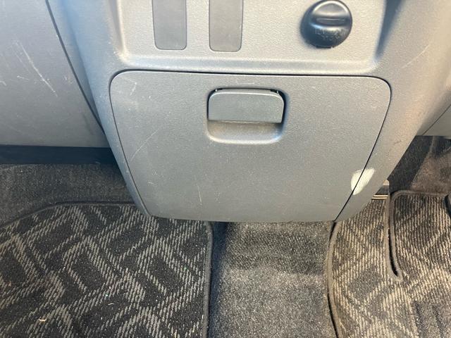 タント カスタムＸリミテッド　左側オートスライドドア　キーレス　ＣＤ　純正アルミ（28枚目）