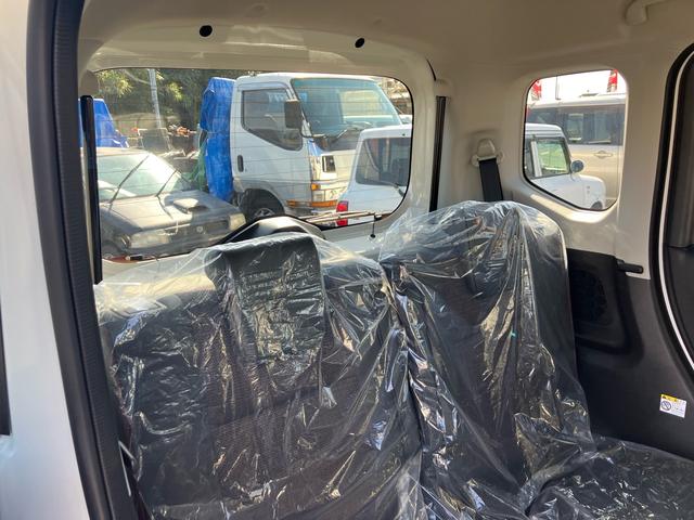 スペーシアカスタム ハイブリッドXSターボ 届出済み未使用車 両側オートスライドドア オーディオレス キーフリー プッシュスタート 純正アルミ 純正エアロ(32枚目)