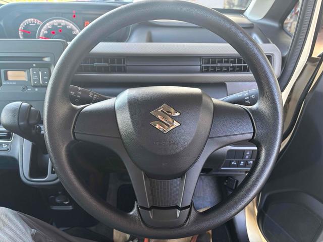 ワゴンＲ ＦＸ　届出済未使用車　純正ＣＤオーディオ　クリアランスソナー　レーンアシスト　衝突被害軽減システム　オートライト　スマートキー　電動格納ミラー　シートヒーター　ＣＶＴ　盗難防止システム　ＡＢＳ（9枚目）