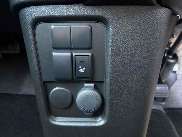 ワゴンＲ ＦＸ　届出済未使用車　純正ＣＤオーディオ　クリアランスソナー　レーンアシスト　衝突被害軽減システム　オートライト　スマートキー　電動格納ミラー　シートヒーター　ＣＶＴ　盗難防止システム　ＡＢＳ（12枚目）