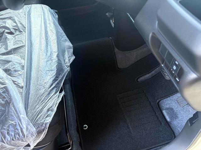 ワゴンＲ ＦＸ　届出済未使用車　純正ＣＤオーディオ　クリアランスソナー　レーンアシスト　衝突被害軽減システム　オートライト　スマートキー　電動格納ミラー　シートヒーター　ＣＶＴ　盗難防止システム　ＡＢＳ（19枚目）