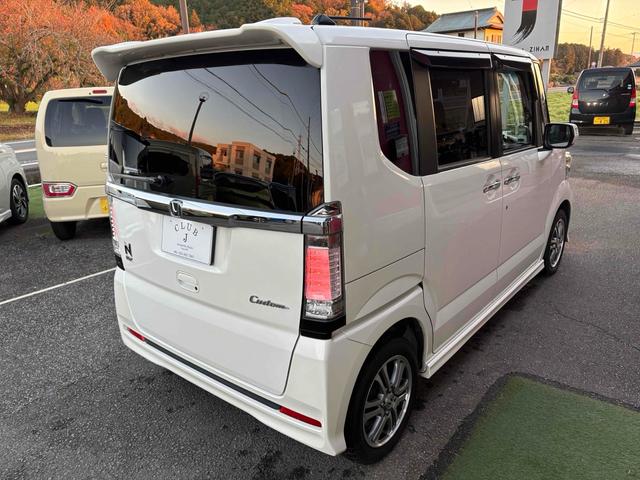 Ｎ－ＢＯＸカスタム Ｇ・Ｌパッケージ　バックカメラ　両側スライド　パワースライド　ＨＩＤ　スマートキー　電動格納ミラー　ベンチシート　ＣＶＴ　盗難防止システム　ＡＢＳ　ＥＳＣ　ＵＳＢ（8枚目）