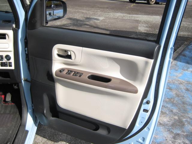 ムーヴキャンバス Ｘ　純正ナビ＆バックカメラ＆ダウンサス（9枚目）