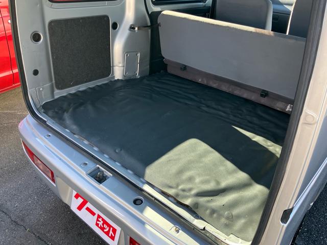 ハイゼットカーゴ ＤＸ　５速マニュアル　タイミングベルト交換済み　ハイルーフ　エアコン　パワステ　パワーウインド　車検９年６月（8枚目）