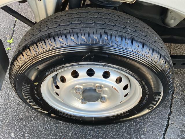 ハイゼットカーゴ ＤＸ　５速マニュアル　タイミングベルト交換済み　ハイルーフ　エアコン　パワステ　パワーウインド　車検９年６月（10枚目）