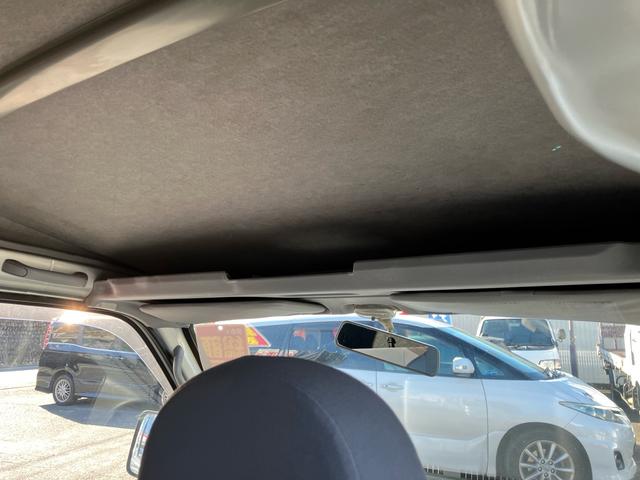 ハイゼットカーゴ ＤＸ　５速マニュアル　タイミングベルト交換済み　ハイルーフ　エアコン　パワステ　パワーウインド　車検９年６月（15枚目）