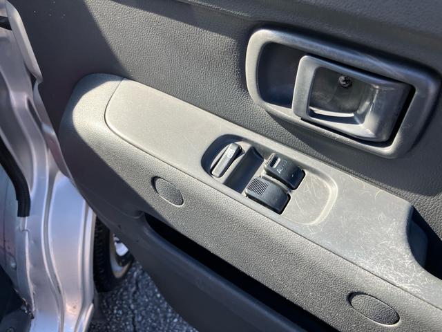 ハイゼットカーゴ ＤＸ　５速マニュアル　タイミングベルト交換済み　ハイルーフ　エアコン　パワステ　パワーウインド　車検９年６月（19枚目）