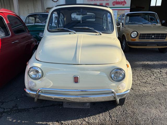 チンクチェント ベースグレード（3枚目）