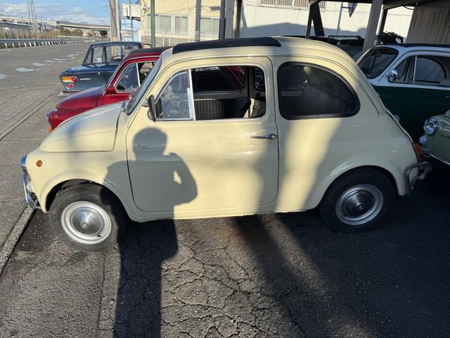 チンクチェント ベースグレード（5枚目）