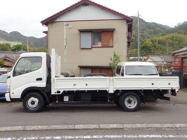 日野 デュトロ