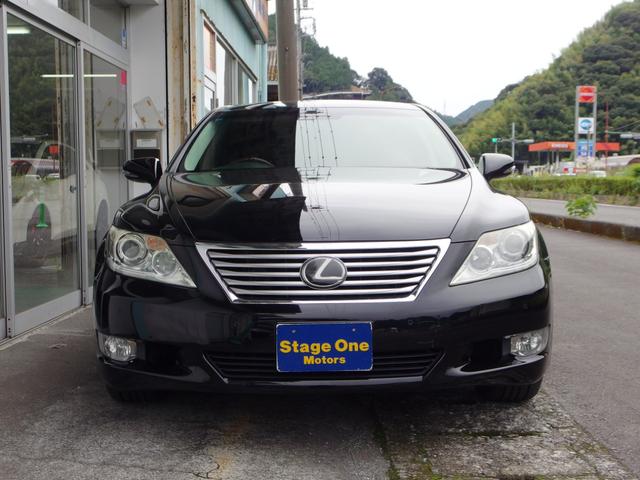 LS LS460 バージョンU Iパッケージ ユーザー買取・禁煙車・サンルーフ・マークレビンソン・マッサージ付きシート・クールBOX・全席電動冷暖付きレザーシート・ステアリングヒーター・純正ナビ・Bカメラ・フルセグTV・アルカンターラルーフ(2枚目)
