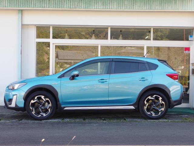 XV アドバンス ワンオーナー ユーザー買取 禁煙車 純正ナビ フルセグ B・Sカメラ 電動ハーフレザーシート LEDライト 純18AW ETC レーダークルーズコントロール(3枚目)