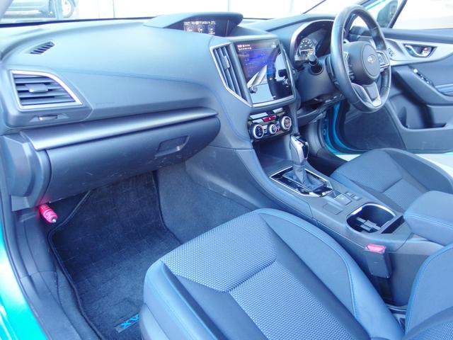 XV アドバンス ワンオーナー ユーザー買取 禁煙車 純正ナビ フルセグ B・Sカメラ 電動ハーフレザーシート LEDライト 純18AW ETC レーダークルーズコントロール(9枚目)