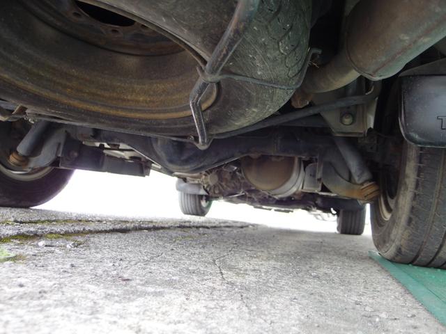 ハイエースワゴン スーパーカスタムＧ　サンルーフ　外１５インチＡＷ　１ＫＤディーゼルターボ　４ＷＤ　ユーザー買取車　禁煙（29枚目）