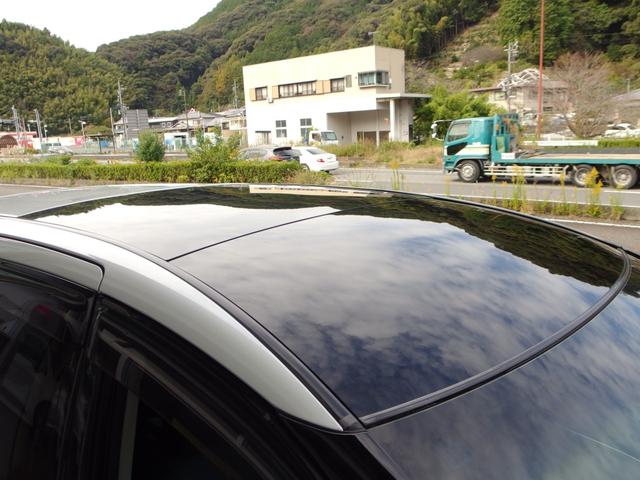 エスティマハイブリッド アエラス プレミアムエディション サンルーフ 4WD 電動ハーフレザーシート 純2列目モニター 純ナビ フルセグ Bカメラ ETC 純17インチAW 両側パワスラ クルーズコントロール ユーザー買取車 禁煙車(9枚目)