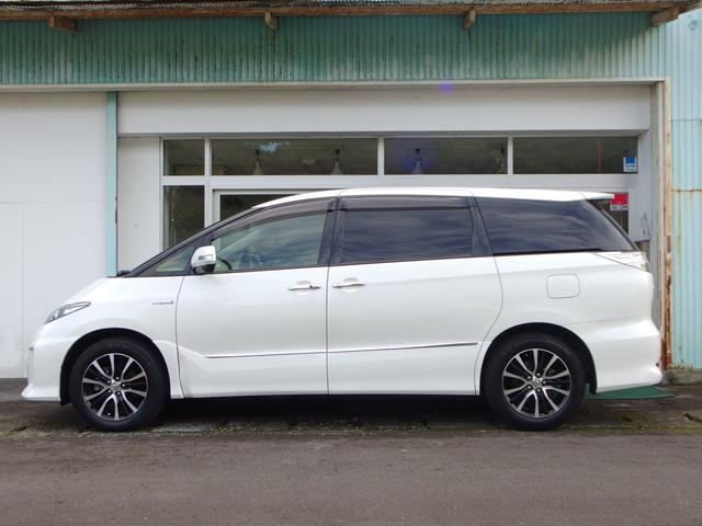 エスティマハイブリッド アエラス プレミアムエディション サンルーフ 4WD 電動ハーフレザーシート 純2列目モニター 純ナビ フルセグ Bカメラ ETC 純17インチAW 両側パワスラ クルーズコントロール ユーザー買取車 禁煙車(11枚目)
