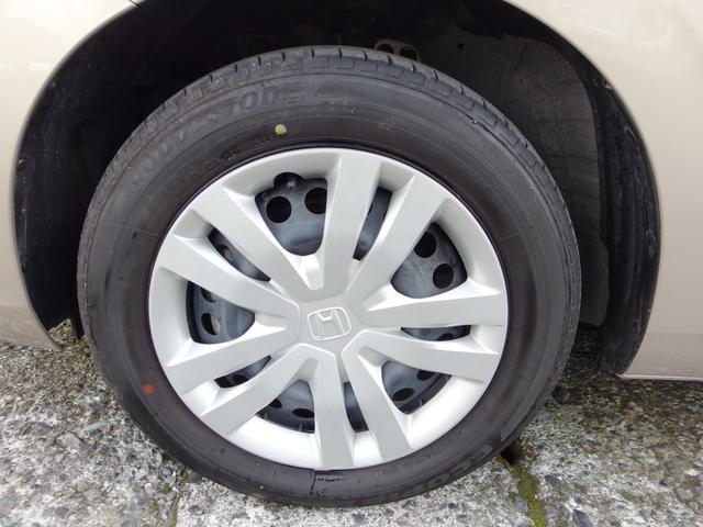 フィット ホーム ユーザー買取 禁煙車 外ナビ フルセグ Bカメラ レーダークルーズコントロール ハーフレザーシート LEDライト キーフリー&プッシュスタート(16枚目)