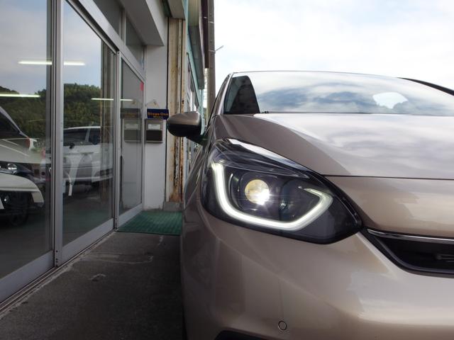 フィット ホーム ユーザー買取 禁煙車 外ナビ フルセグ Bカメラ レーダークルーズコントロール ハーフレザーシート LEDライト キーフリー&プッシュスタート(21枚目)