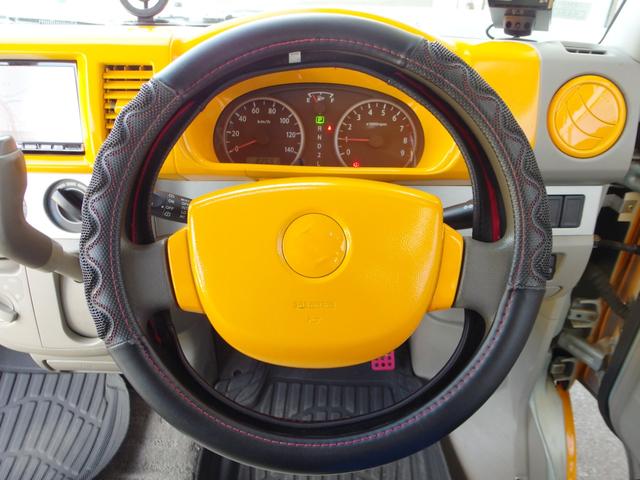 エブリイワゴン ＪＰ　ワーゲンバスルック　ルーフキャリア　皮調シートカバー　２列目モニター　外ナビ　フルセグ　ＥＴＣ　インパネ回り塗装（16枚目）