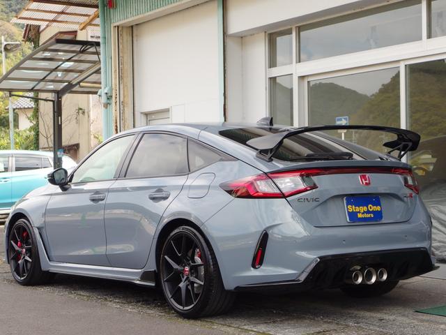 シビック タイプR ワンオーナー&禁煙車! 純正9インチDA・Bカメラ・フルセグTV・ETC2.0・アップルカー・ブレンボブレーキ・Hセンシング・純正19AW(5枚目)