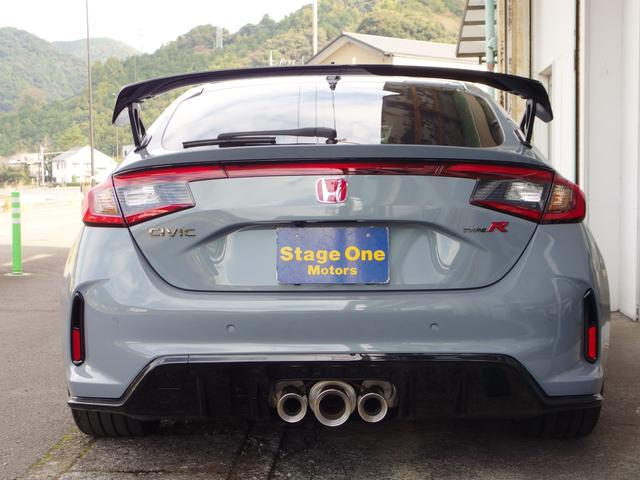 シビック タイプR ワンオーナー&禁煙車! 純正9インチDA・Bカメラ・フルセグTV・ETC2.0・アップルカー・ブレンボブレーキ・Hセンシング・純正19AW(6枚目)
