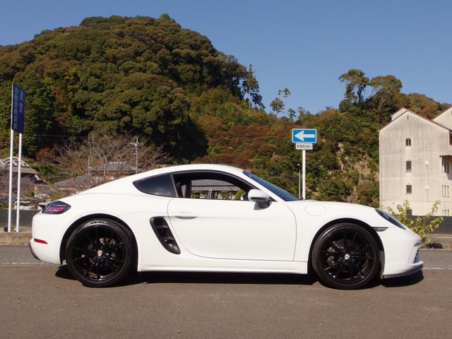 ７１８ケイマン ７１８ケイマン　ユーザー買取　禁煙車　純正ナビ　フルセグ　Ｂカメラ　ＨＩＤライト　記録簿（6枚目）