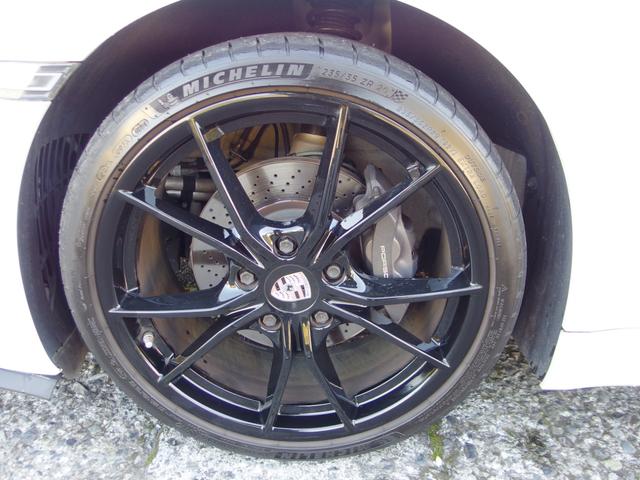 ７１８ケイマン ７１８ケイマン　ユーザー買取　禁煙車　純正ナビ　フルセグ　Ｂカメラ　ＨＩＤライト　記録簿（23枚目）