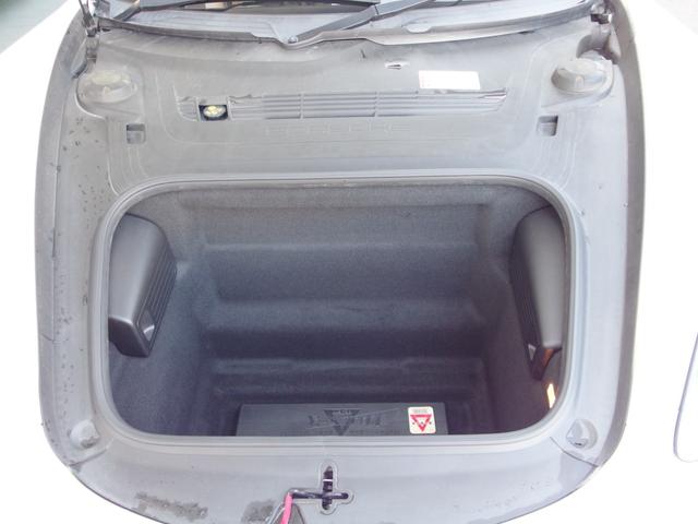 ７１８ケイマン ７１８ケイマン　ユーザー買取　禁煙車　純正ナビ　フルセグ　Ｂカメラ　ＨＩＤライト　記録簿（25枚目）