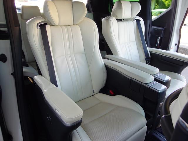 アルファードハイブリッド エグゼクティブラウンジS 1オーナー 禁煙車 ホワイト系冷暖付きレザーシート メーカーナビ JBL リアエンターテイメント デジタルインナーミラー 両側パワスラ パワーバックドア 全方位カメラ 置くだけ充電 外前後ドラレコ(31枚目)