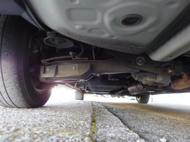 アルファードハイブリッド エグゼクティブラウンジS 1オーナー 禁煙車 ホワイト系冷暖付きレザーシート メーカーナビ JBL リアエンターテイメント デジタルインナーミラー 両側パワスラ パワーバックドア 全方位カメラ 置くだけ充電 外前後ドラレコ(45枚目)