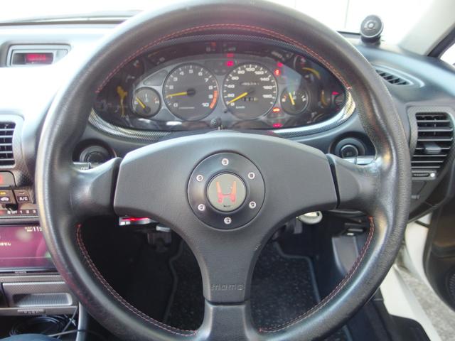 インテグラ タイプＲ　９８スペック　純ＨＩＤライト　純１６ＡＷ　Ｊ’Ｓレーシングマフラー　ＨＫＳ車高調　カーボン調リップスポイラー　前後タワーバー　スプーンドアミラー　タイミングベルト交換済（13枚目）