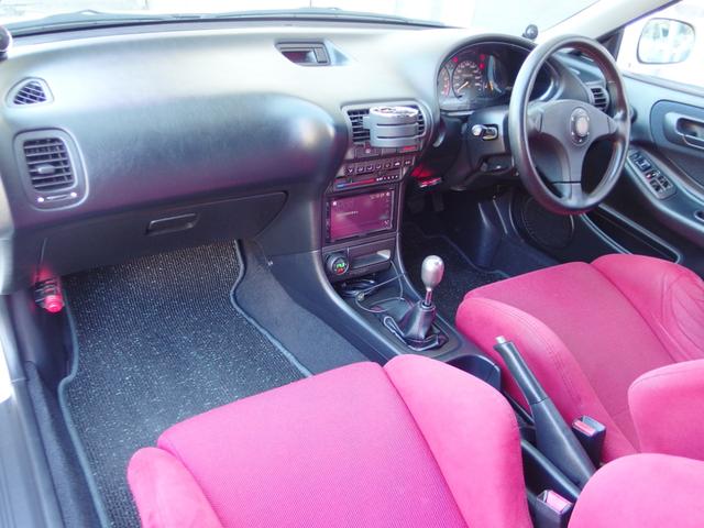 インテグラ タイプＲ　９８スペック　純ＨＩＤライト　純１６ＡＷ　Ｊ’Ｓレーシングマフラー　ＨＫＳ車高調　カーボン調リップスポイラー　前後タワーバー　スプーンドアミラー　タイミングベルト交換済（28枚目）