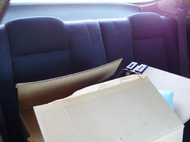 インテグラ タイプＲ　９８スペック　純ＨＩＤライト　純１６ＡＷ　Ｊ’Ｓレーシングマフラー　ＨＫＳ車高調　カーボン調リップスポイラー　前後タワーバー　スプーンドアミラー　タイミングベルト交換済（30枚目）