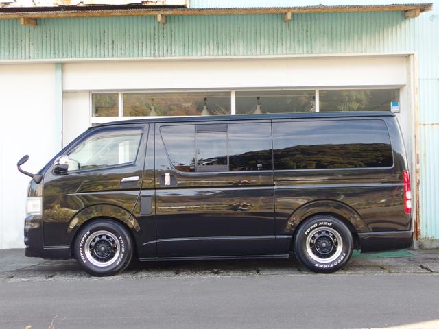 ハイエースバン ロングスーパーGLマルチロールトランスポータタイプII MRT専用荷室フロア ローダウン 外15インチアルミ ベットキット 皮調シートカバー 外ナビ Bカメラ フルセグ ETC 2列目モニター 室内灯LED 純パーツ社内積み ユーザー買取 禁煙(12枚目)