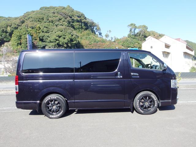 ハイエースバン スーパーＧＬ　ダークプライムＩＩ　４ＷＤ　ディーゼルターボ　ワンオーナー　ユーザー買取　外ナビ　フルセグ　Ｂカメラ　キーフリー＆プッシュスタート　ＬＥＤライト　ＥＴＣ　純１６ＡＷ　ウッドコンビハンドル　両側パワースライドドア（7枚目）