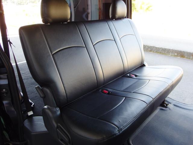 ハイエースバン スーパーＧＬ　ダークプライムＩＩ　４ＷＤ　ディーゼルターボ　ワンオーナー　ユーザー買取　外ナビ　フルセグ　Ｂカメラ　キーフリー＆プッシュスタート　ＬＥＤライト　ＥＴＣ　純１６ＡＷ　ウッドコンビハンドル　両側パワースライドドア（16枚目）