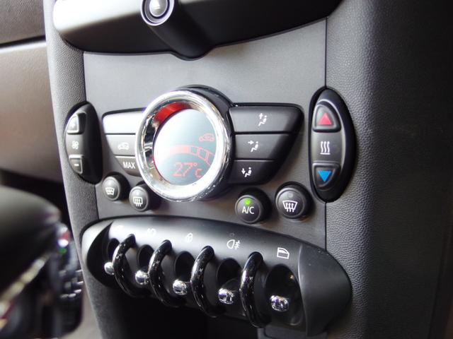ＭＩＮＩ クーパー　１オーナー　ユーザー買取　禁煙車　外ナビ　ＤＴＶ　純１５ＡＷ　ＨＩＤヘッドライト　キーフリー（18枚目）