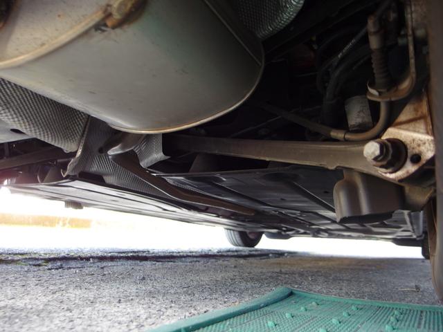 ＭＩＮＩ クーパー　１オーナー　ユーザー買取　禁煙車　外ナビ　ＤＴＶ　純１５ＡＷ　ＨＩＤヘッドライト　キーフリー（24枚目）