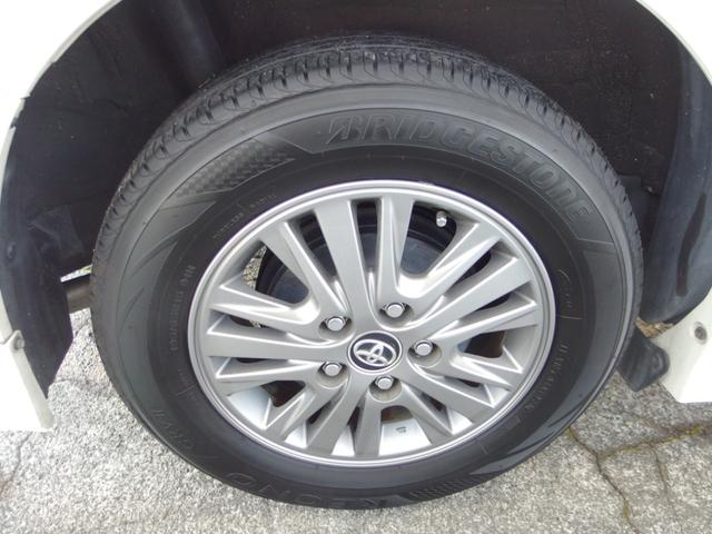 エスクァイア Ｇｉ　ユーザー買取・禁煙車・ワンオーナー・純エアロ・純フリップダウンモニター・クルコン・レーダーブレーキ・ＥＴＣ・ヒーター付き黒レザーシート・ＬＫＡ・純ワイドナビ・Ｂカメラ・フルセグＴＶ・両側パワスラ（22枚目）