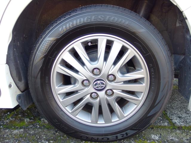 エスクァイア Ｇｉ　ユーザー買取・禁煙車・ワンオーナー・純エアロ・純フリップダウンモニター・クルコン・レーダーブレーキ・ＥＴＣ・ヒーター付き黒レザーシート・ＬＫＡ・純ワイドナビ・Ｂカメラ・フルセグＴＶ・両側パワスラ（24枚目）