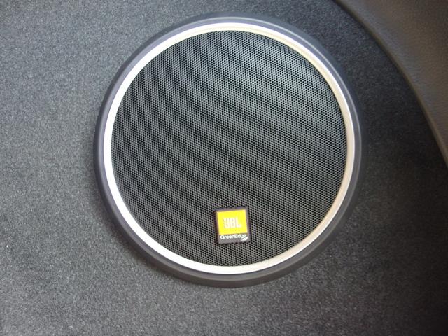 ハリアー プレミアム　サンルーフ　ＴＲＤエアロＦ・Ｓ・Ｒ　ローダウン　純ナビ　アラウンドビューモニター　ＪＢＬ　フルセグ　電動レザーシート　パワーゲート　レーダークルーズ・ブレーキ　ＥＴＣ　禁煙車（8枚目）