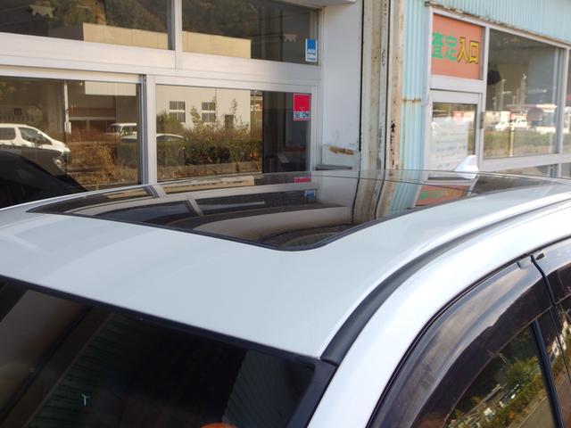 ハリアー プレミアム　サンルーフ　ＴＲＤエアロＦ・Ｓ・Ｒ　ローダウン　純ナビ　アラウンドビューモニター　ＪＢＬ　フルセグ　電動レザーシート　パワーゲート　レーダークルーズ・ブレーキ　ＥＴＣ　禁煙車（12枚目）