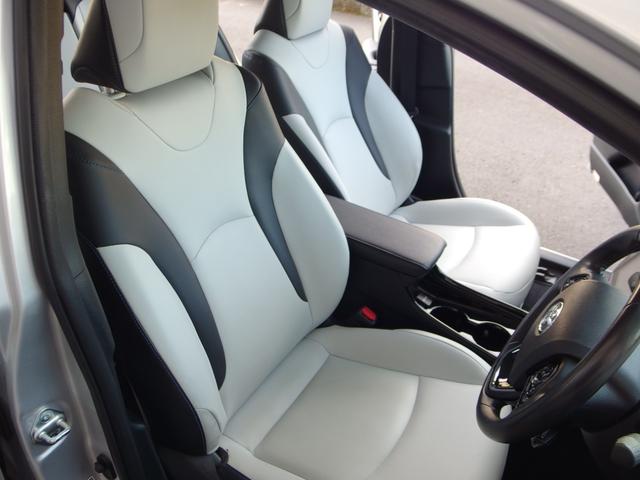 プリウス Aツーリングセレクション マイナー後モデル メーカー縦型ナビ フルセグ Bカメラ ETC2.0 ヒーター付き電動レザーシート レーダークルーズ・ブレーキ キーフリープッシュスタート 外18インチAW 禁煙車(5枚目)