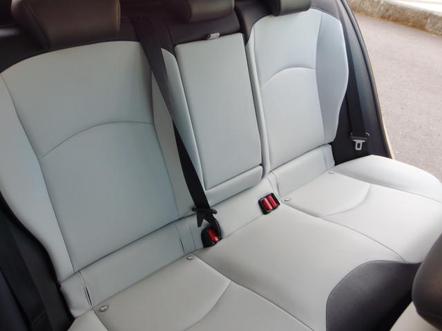 プリウス Aツーリングセレクション マイナー後モデル メーカー縦型ナビ フルセグ Bカメラ ETC2.0 ヒーター付き電動レザーシート レーダークルーズ・ブレーキ キーフリープッシュスタート 外18インチAW 禁煙車(6枚目)