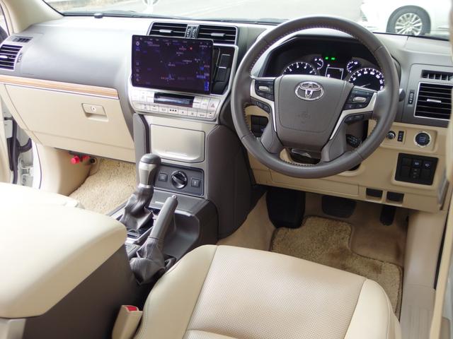 ランドクルーザープラド ＴＸ　Ｌパッケージ　マットブラックエディション　ワンオーナー　ユーザー買取　禁煙車　サンルーフ　外ナビ　フルセグ　Ｂカメラ　電動ベージュレザーシート　ＥＴＣ　純１８ＡＷ　レーダークルーズコントロール　ルーフレール（9枚目）