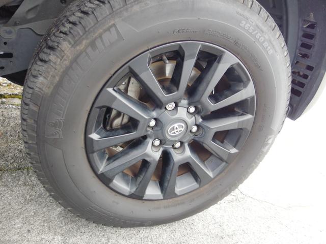 ランドクルーザープラド ＴＸ　Ｌパッケージ　マットブラックエディション　ワンオーナー　ユーザー買取　禁煙車　サンルーフ　外ナビ　フルセグ　Ｂカメラ　電動ベージュレザーシート　ＥＴＣ　純１８ＡＷ　レーダークルーズコントロール　ルーフレール（27枚目）