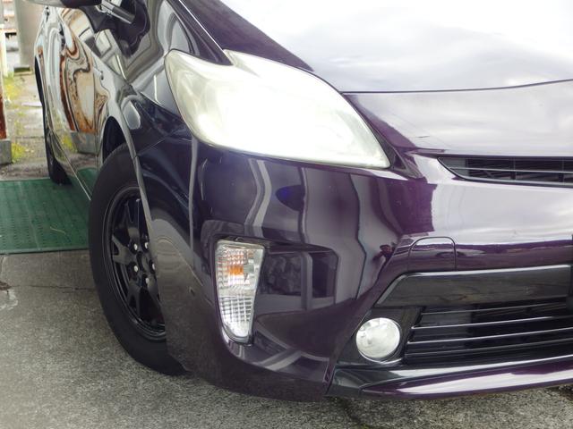 プリウス Ｇ　ユーザー買取　ＨＩＤライト　純正ナビ　フルセグ　Ｂカメラ　キーフリー＆プッシュスタート　クルーズコントロール　電動ハーフレザーシート　純１５ＡＷ（3枚目）