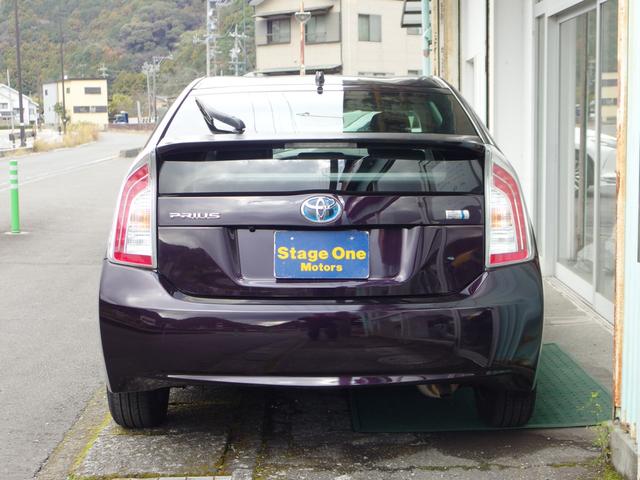 プリウス Ｇ　ユーザー買取　ＨＩＤライト　純正ナビ　フルセグ　Ｂカメラ　キーフリー＆プッシュスタート　クルーズコントロール　電動ハーフレザーシート　純１５ＡＷ（5枚目）