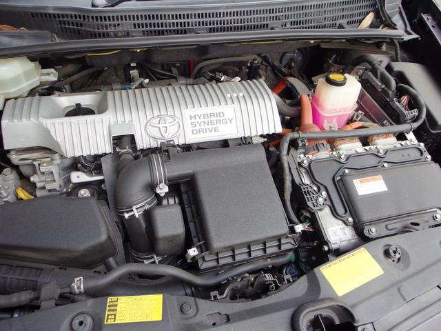 プリウス Ｇ　ユーザー買取　ＨＩＤライト　純正ナビ　フルセグ　Ｂカメラ　キーフリー＆プッシュスタート　クルーズコントロール　電動ハーフレザーシート　純１５ＡＷ（20枚目）