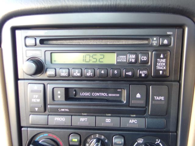 ロードスター ＶＳ　ユーザー買取　ＮＡＲＤＩステアリング　外１５ＡＷ　ＢＯＳＥスピーカー　ハードトップ（10枚目）